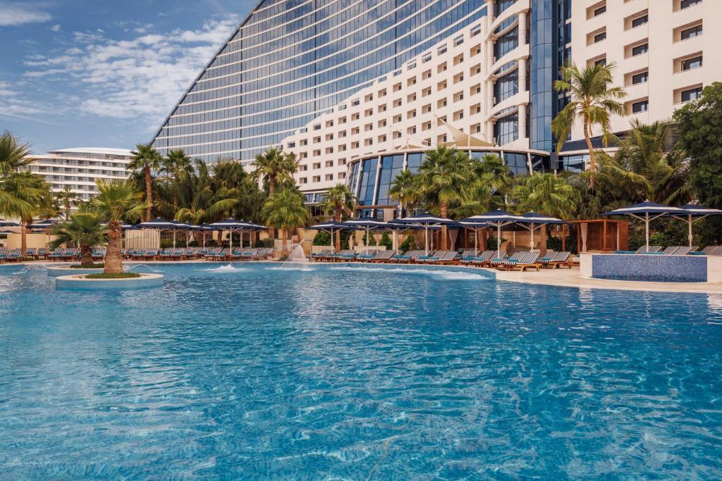 تور دبی با هتل Jumeirah Beach Hotel Dubai